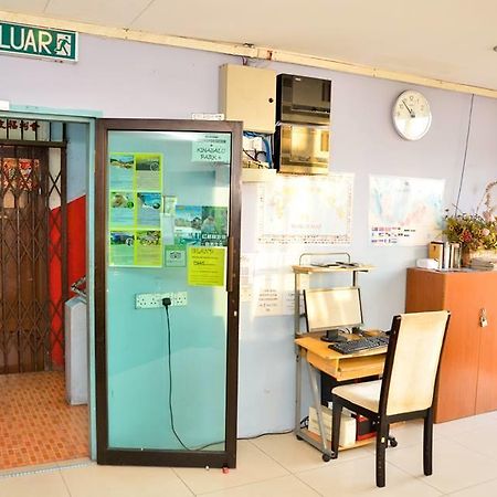 A&J Budget Hotel 코타키나발루 외부 사진